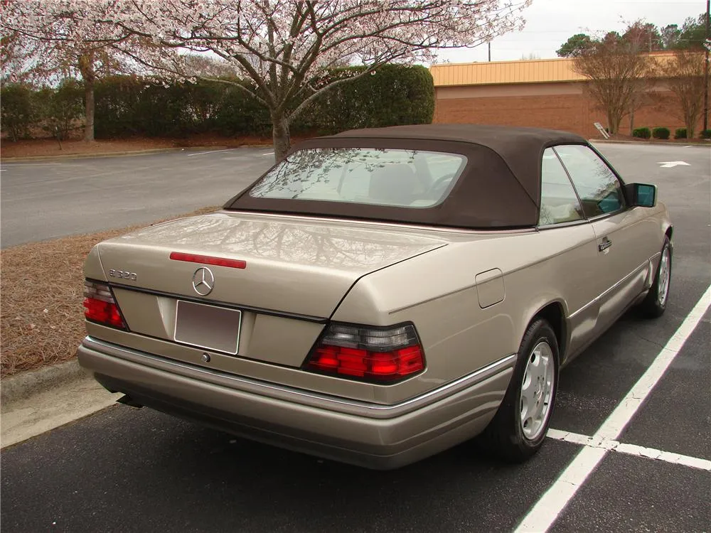 Mercedes Convertible Top 1992-1995 300CE/E320 (124) German Classic Canvas Blue